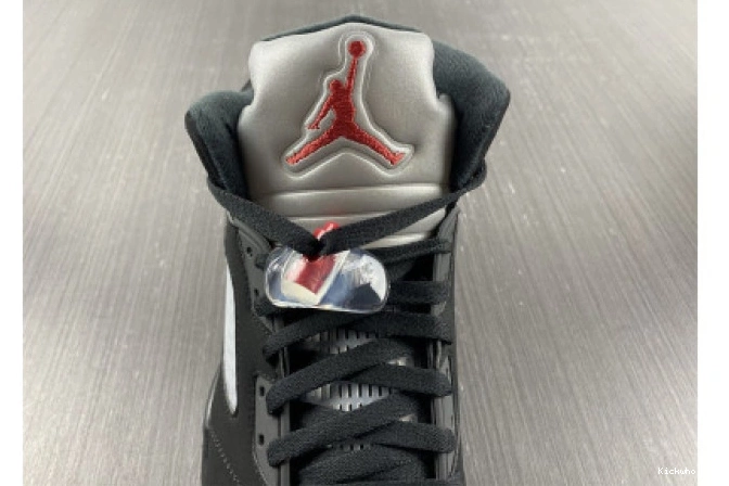 845035-003 (2016) 5 JORDAN METALLIC BLACK AIR 0715
